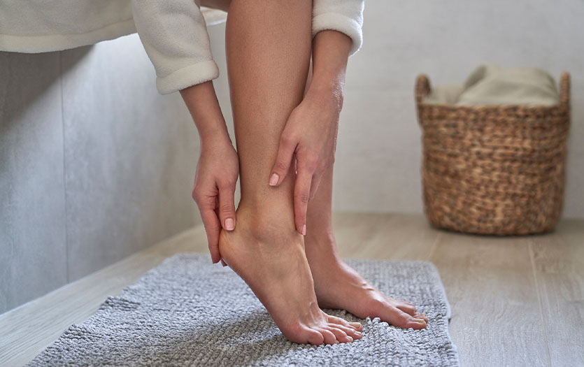 feet peeling