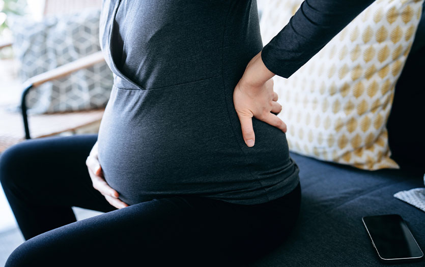 How a pregnancy pillow can relieve back pain