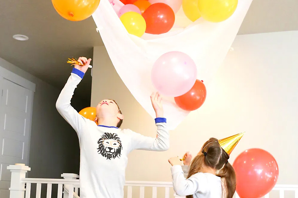 NYE balloon drop